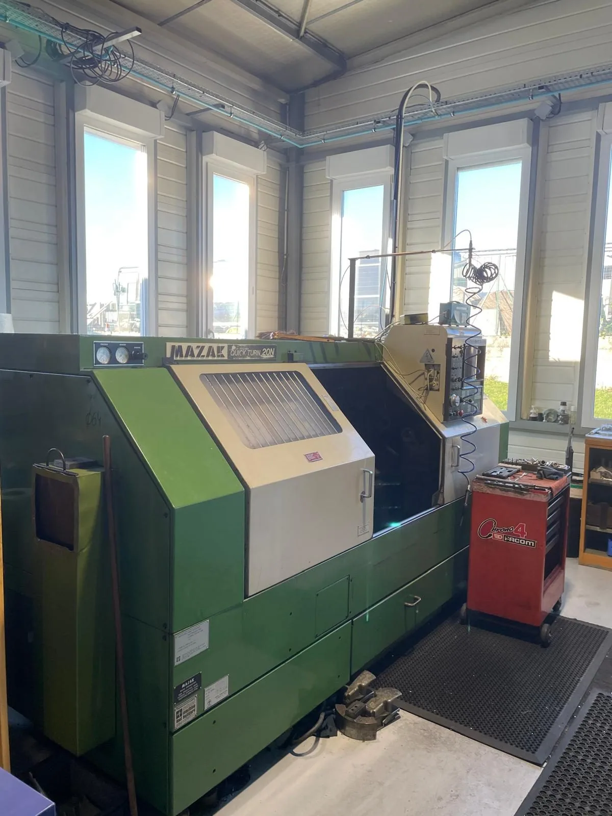 Tour CNC MAZAK QT20N — atelier Alésage XC, Le Châtelet-en-Brie (77)