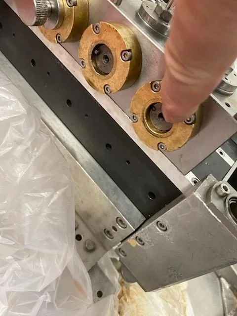 Vérification de l'ajustement d'un boisseau dans son corps de vanne